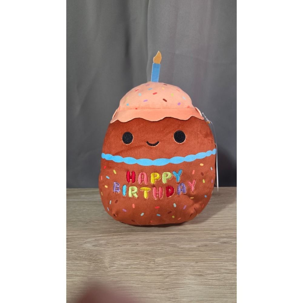 Squishmallow Happy Birthday Chocolate Cupcake Hanina Nwt